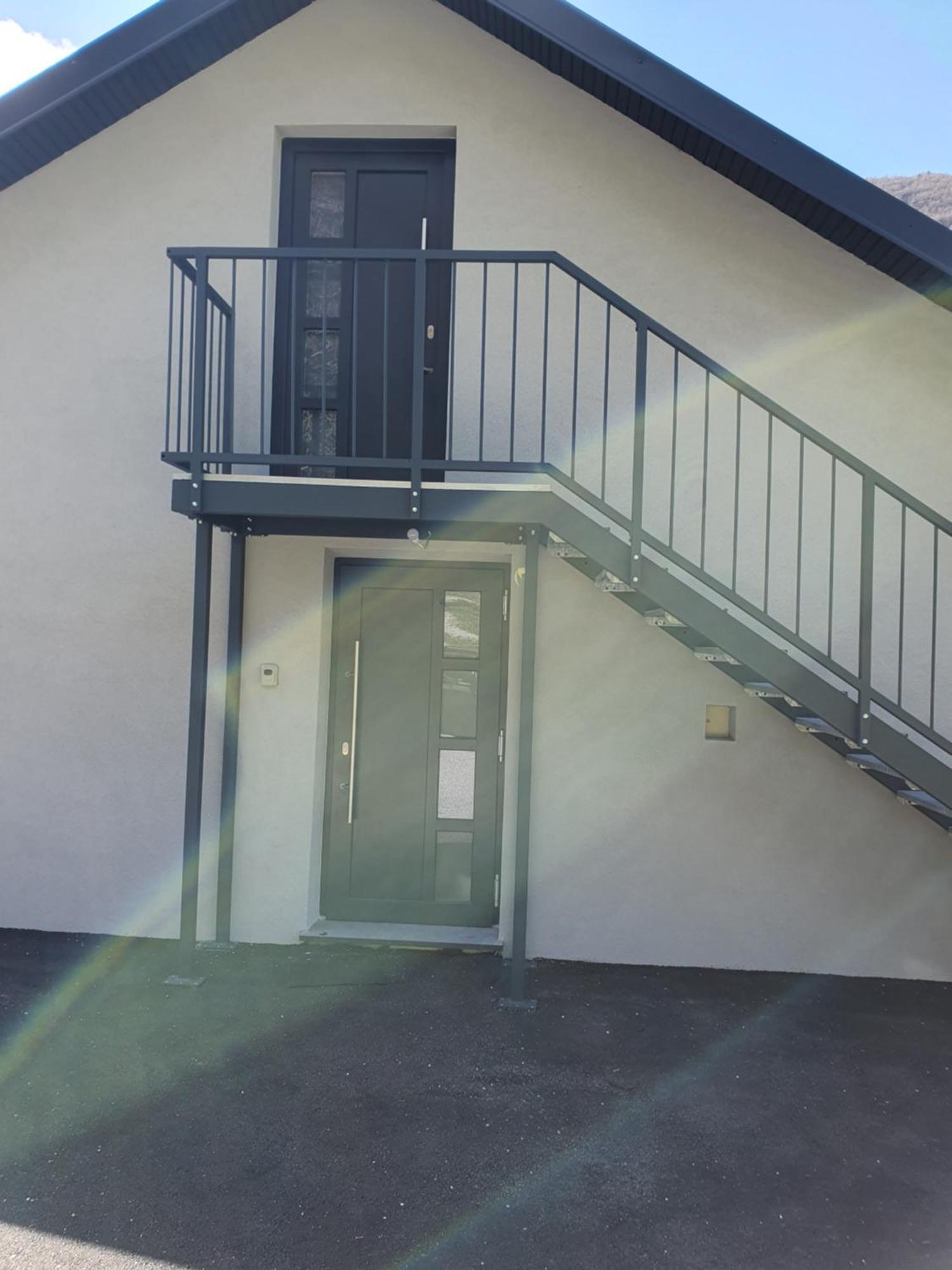 Apartment Ledince Most na Soči Zewnętrze zdjęcie